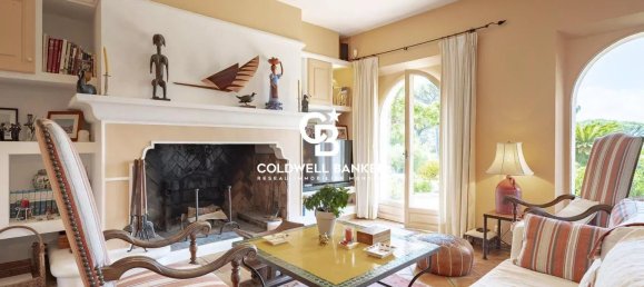 Villa de 6 dormitorios en Saint-Tropez, France No. 303957 3