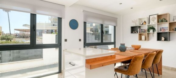 3 bedrooms Townhouse in Fuengirola, Spain No. 179053 12