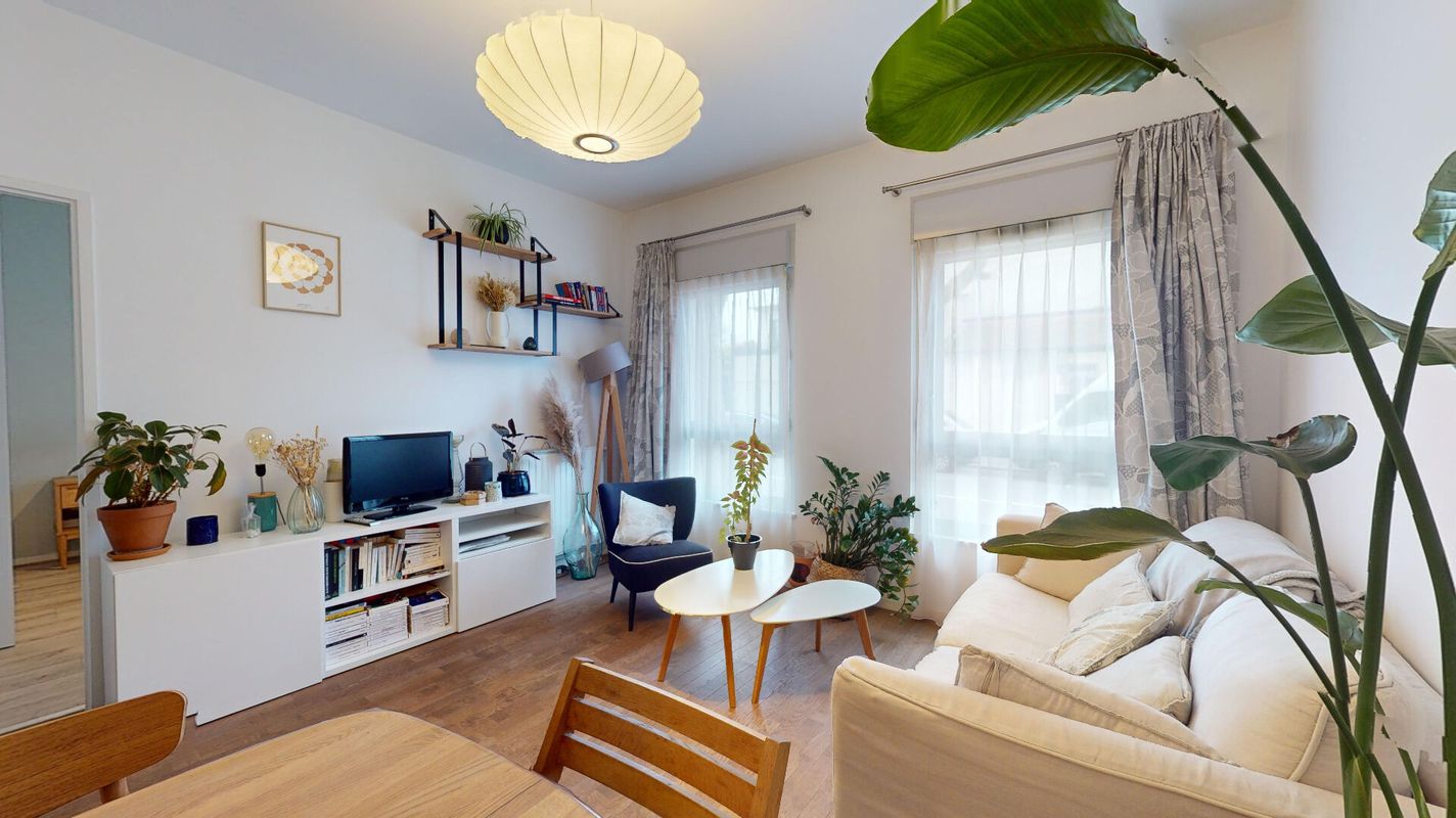 1 bedroom Apartment in Seine-Saint-Denis, France No. 182928