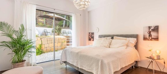 5 bedrooms Villa in Marbella, Spain No. 19002 16