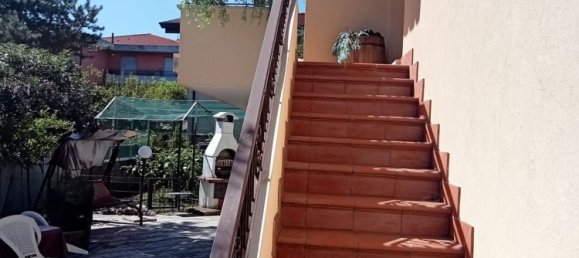 Дом с 7 спальнями в Спинея, Италия № 350546 2