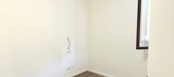 2 bedrooms Apartment in Crema, Italy No. 94486 13