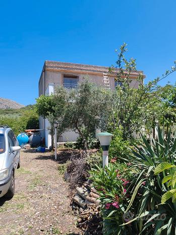 Villa de 3 habitaciónes en Baucina, Italy No. 273568