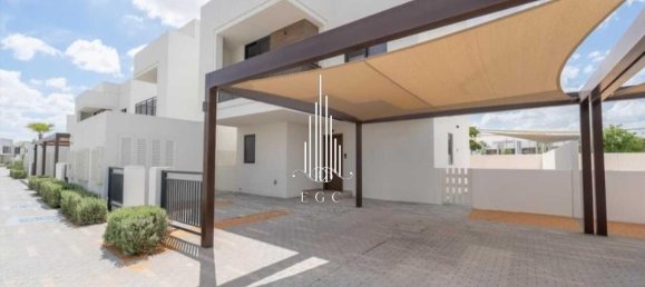 Villa T4 em Yas Island, UAE N.º 44411 28