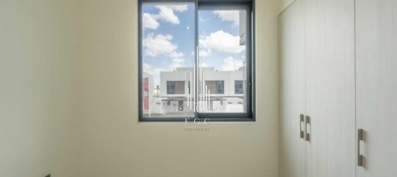 Villa T4 em Yas Island, UAE N.º 44411 13