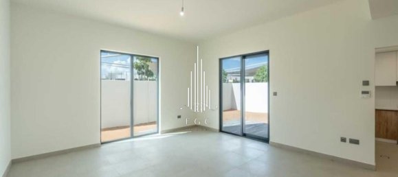 Villa T4 em Yas Island, UAE N.º 44411 3