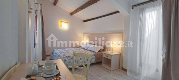 4 bedrooms Apartment in Venice, Italy No. 20316 10