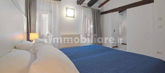 4 bedrooms Apartment in Venice, Italy No. 20316 15