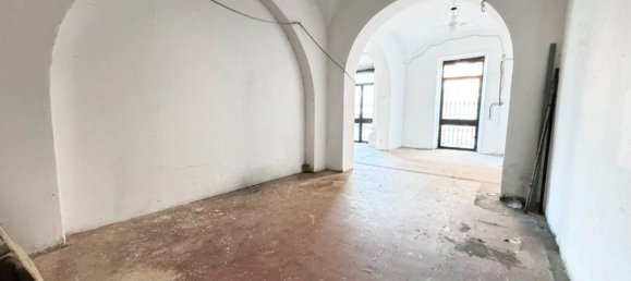 150m² Commercial property in Rome, Italy No. 152862 10