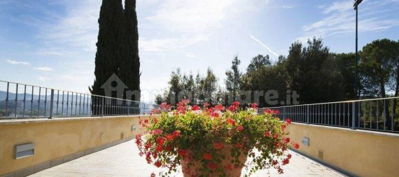 8 bedrooms Villa in Arezzo, Italy No. 106327 20