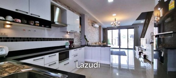 3 bedrooms Bungalow in Pattaya, Thailand No. 15417 6