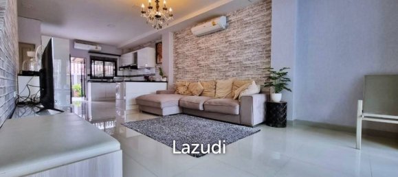 3 bedrooms Bungalow in Pattaya, Thailand No. 15417 4