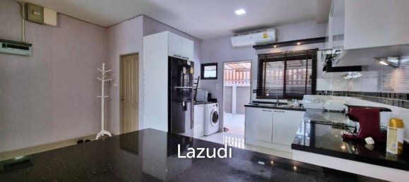 3 bedrooms Bungalow in Pattaya, Thailand No. 15417 8