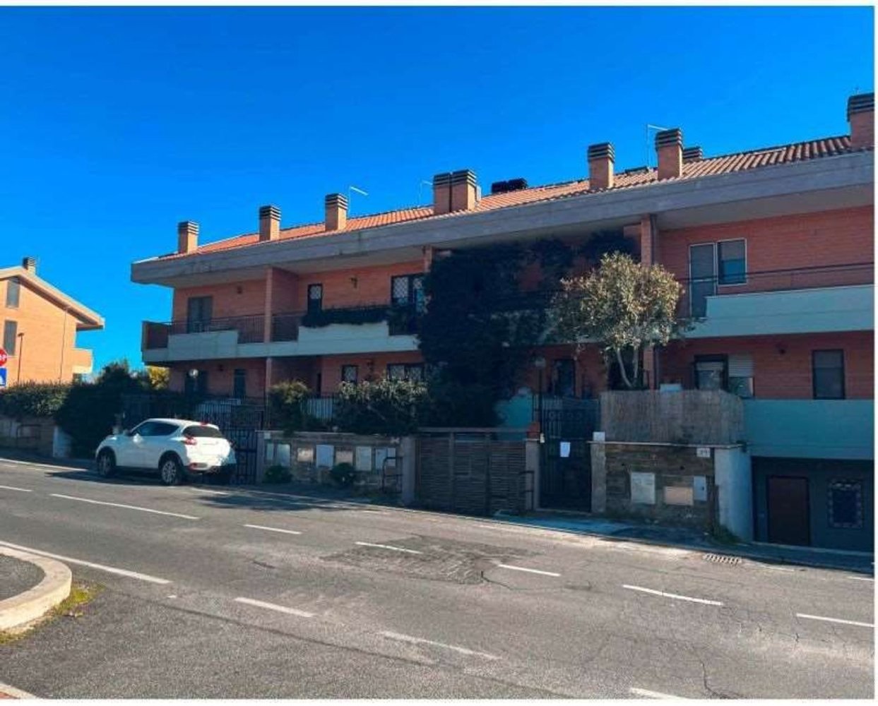 8 bedrooms Villa in Rome, Italy No. 356460