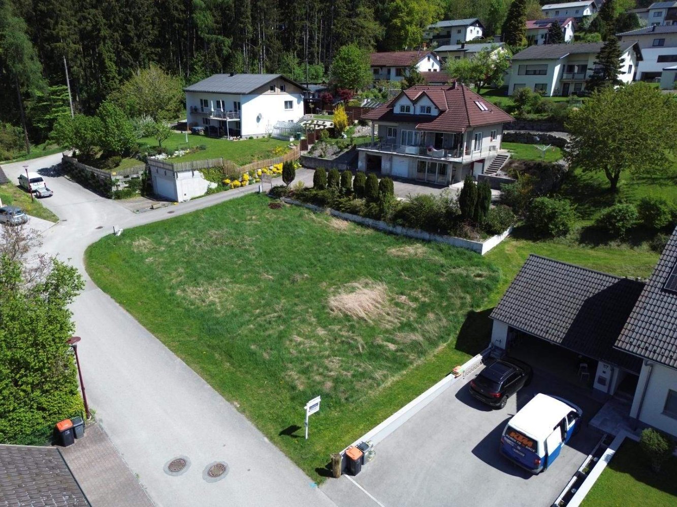  قطعة أرض في Ampflwang im Hausruckwald, Austria رقم 100034