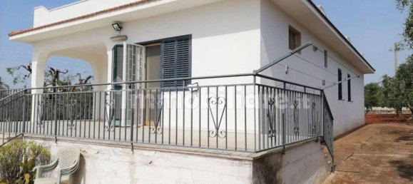 5 bedrooms Villa in Ostuni, Italy No. 348114 2