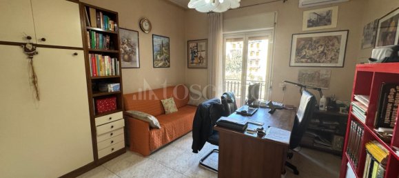 Квартира с 4 комнатами в Катания, Италия № 133000 12