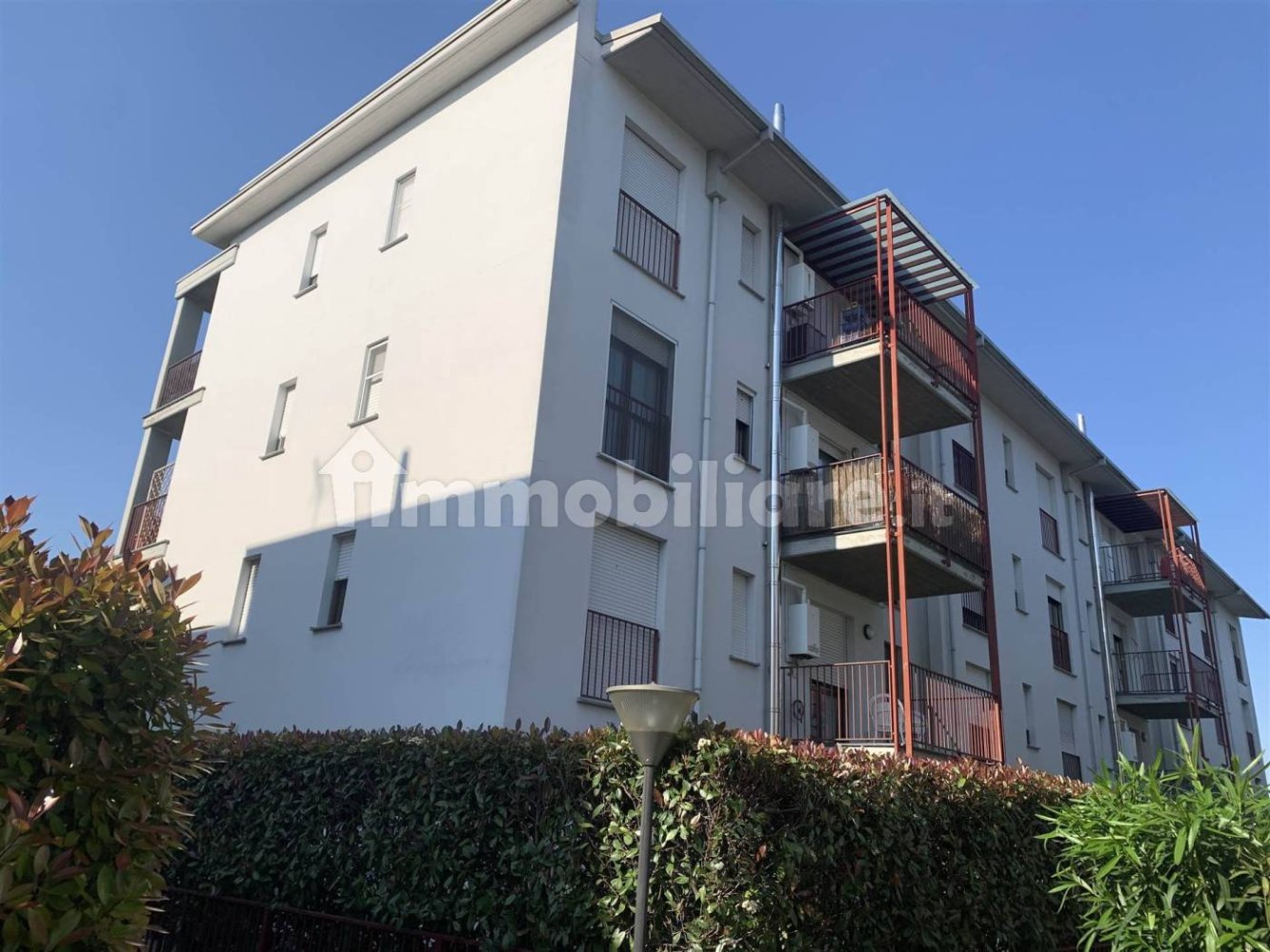 1 bedroom Apartment in Vigevano, Italy No. 266555