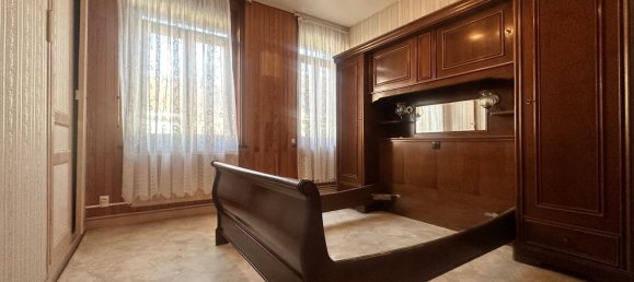 2 Schlafzimmer Stadthaus in Calais, France, Nr. 270370 9