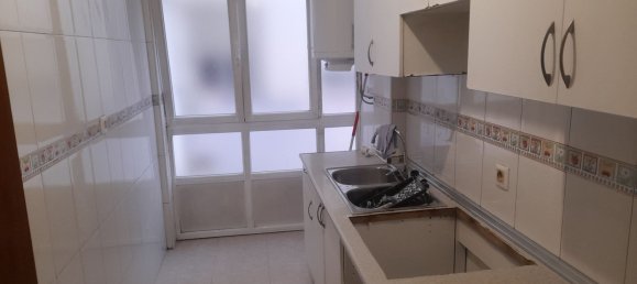 Apartamento de 3 dormitorios en Zamora, Spain No. 69029 11