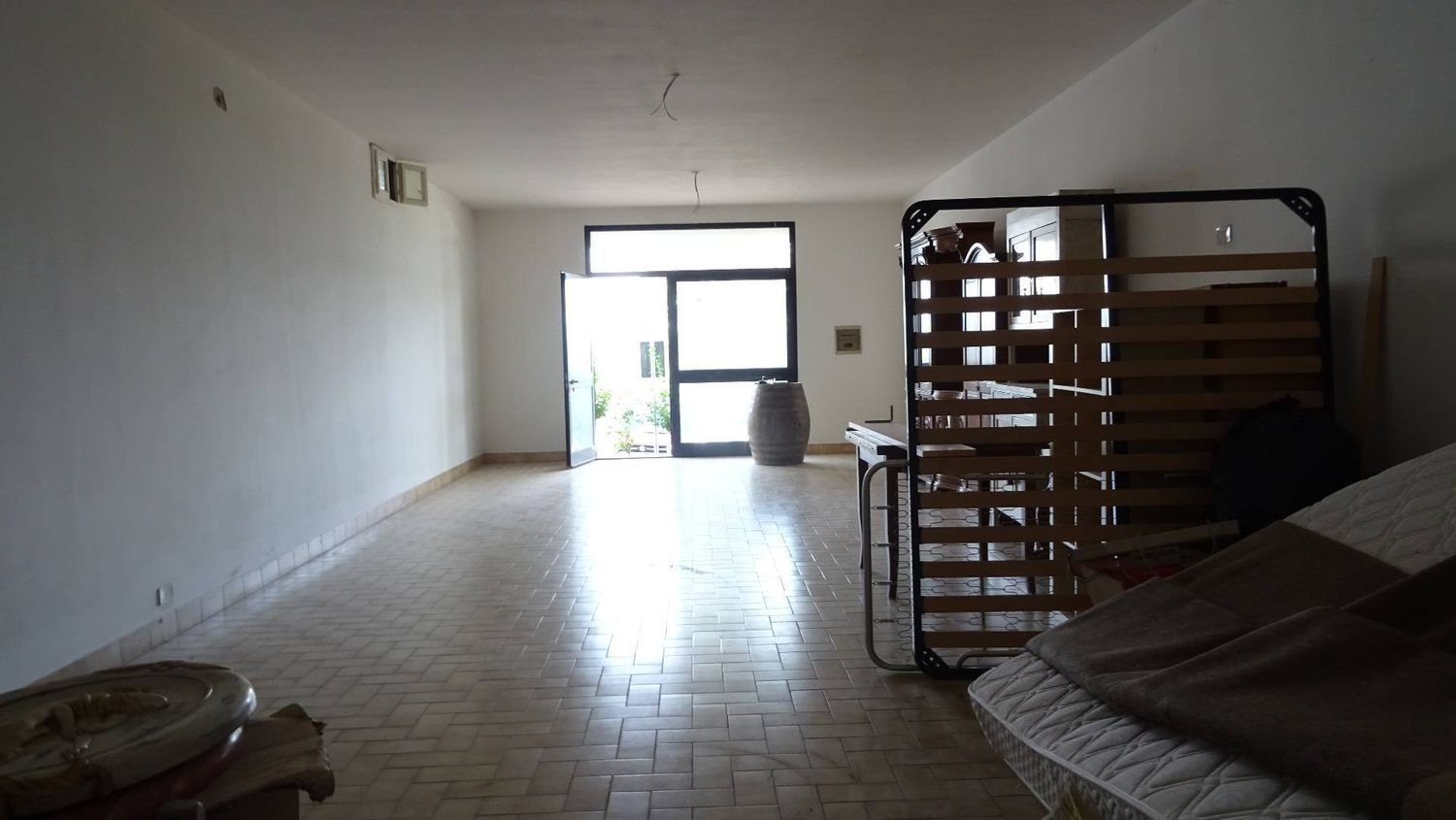 Propiedad comercial en Montespertoli, Italy 80 m² No. 119287