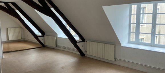 3 bedrooms Apartment in Nevers, France No. 53779 9