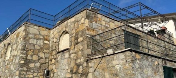 Дом с 7 комнатами в Рапалло, Италия № 39379 47