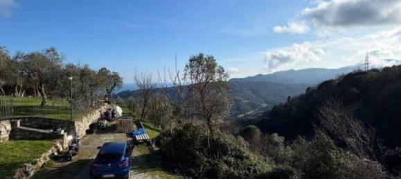 Дом с 7 комнатами в Рапалло, Италия № 39379 7