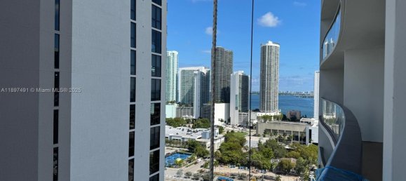 1 غرف نوم عقار تجاري في Miami, الولايات المتحدة رقم 615069 15