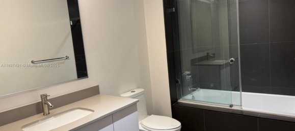 1 غرف نوم عقار تجاري في Miami, الولايات المتحدة رقم 615069 10