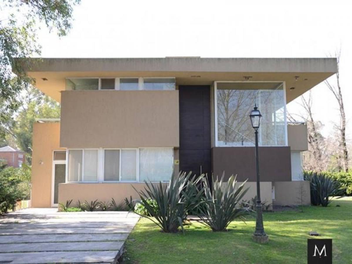 3 bedrooms House in Pilar, Argentina No. 89787