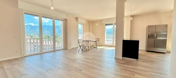 3-salle Penthouse à Brescia, Italy No. 309744 18