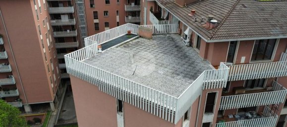 3-salle Penthouse à Brescia, Italy No. 309744 6