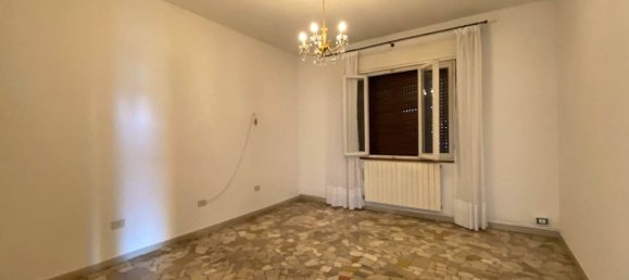 6 rooms House in Venice, Italy No. 223735 8