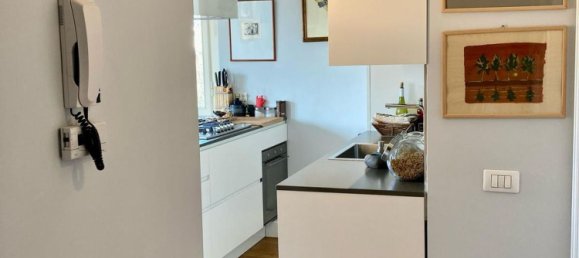 Квартира с 3 комнатами в Флоренция, Италия № 49591 5