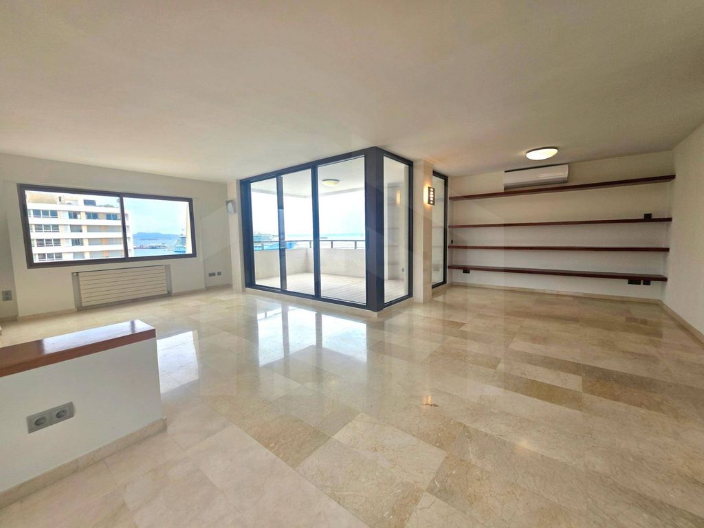 2 bedrooms Penthouse in Palma de Majorca, Spain No. 261924