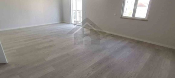 Casa T3 em Lagoa, Portugal N.º 124056 3