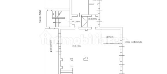 Коммерческая недвижимость 267м² в Самарате, Италия № 311143 15