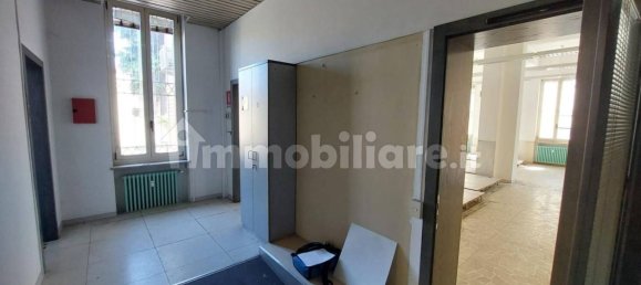 Коммерческая недвижимость 267м² в Самарате, Италия № 311143 6