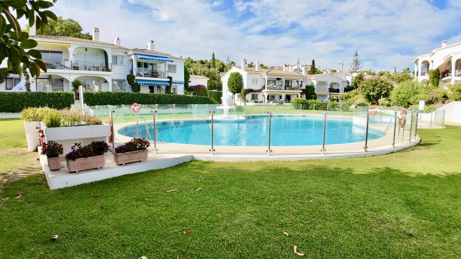 2 bedrooms Apartment in El Paraiso, Spain No. 267865