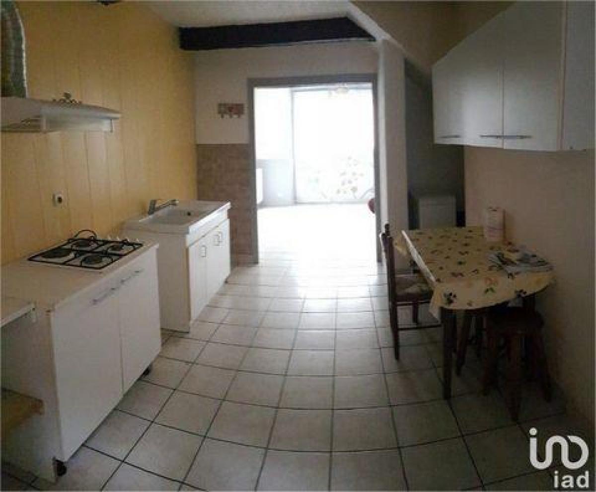 Studio in the Condo in Rives, France No. 22894