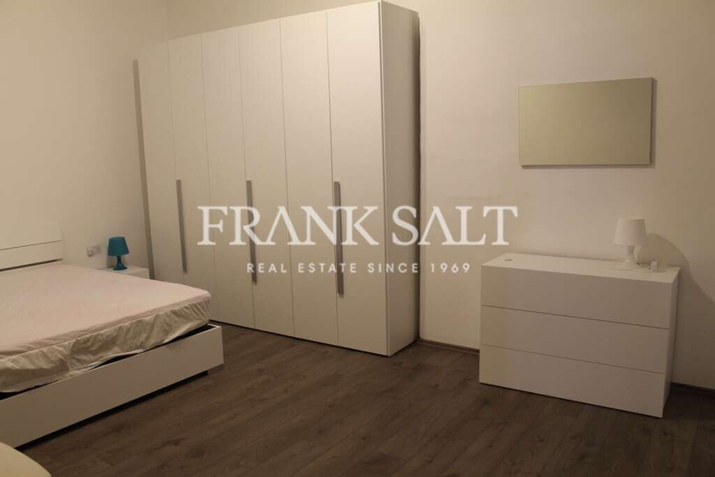 Квартира с 3 спальнями в Слима, Мальта № 8837