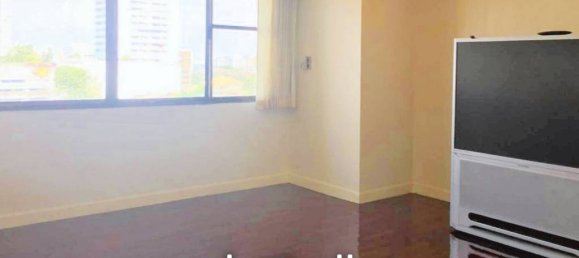 4 bedrooms Condo in Bangkok, Thailand No. 14878 7