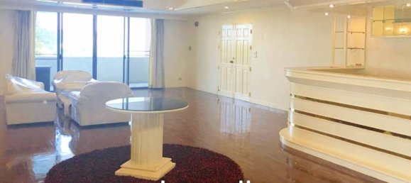 4 bedrooms Condo in Bangkok, Thailand No. 14878 2