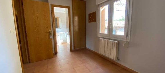 15 bedrooms Hotel in Zaragoza, Spain No. 66745 17