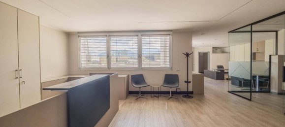 Офис с 2 комнатами в Трентино Альто Адидже, Италия № 297926 9