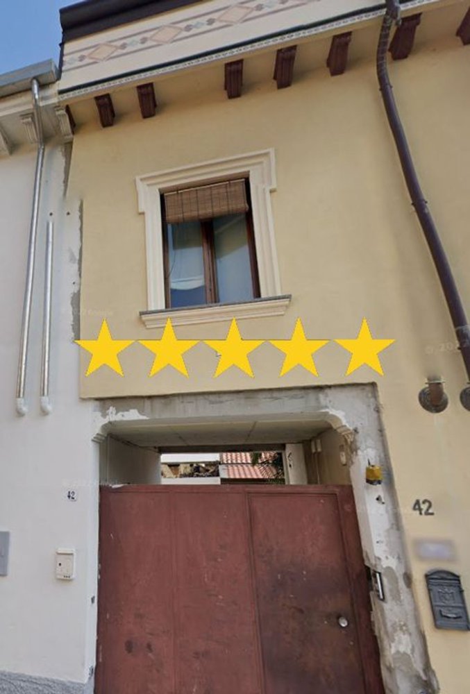 3 bedrooms Apartment in Parabiago, Italy No. 366416