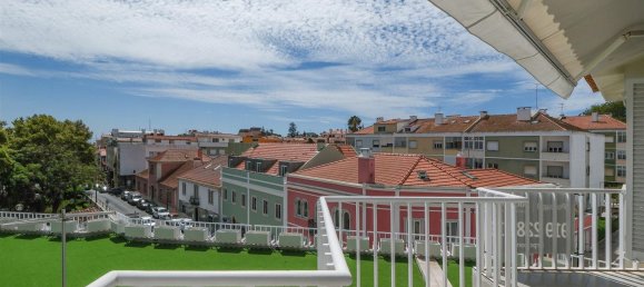 4 bedrooms Duplex in Cascais, Portugal No. 93832 16
