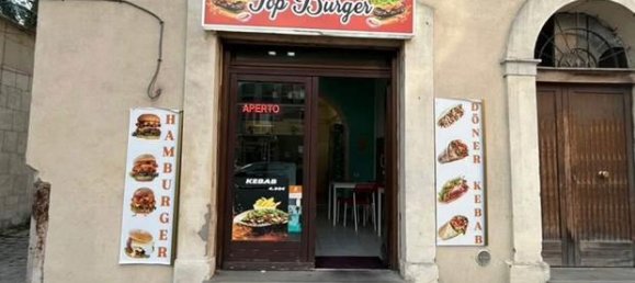 Oficina de 3 habitaciónes en Fabriano, Italy No. 281295 2