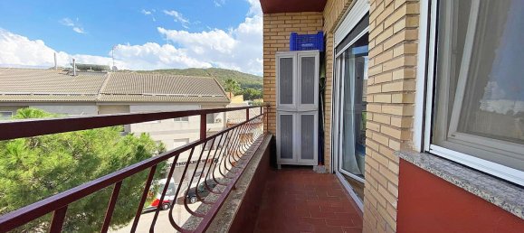 Apartamento de 3 dormitorios en Pinoso, Spain No. 95385 15